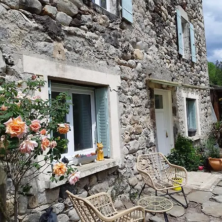 L'embellie Guest house *